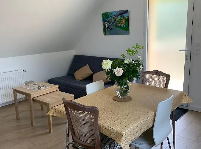 Guest House Au Calme A 900 M De Longchamps